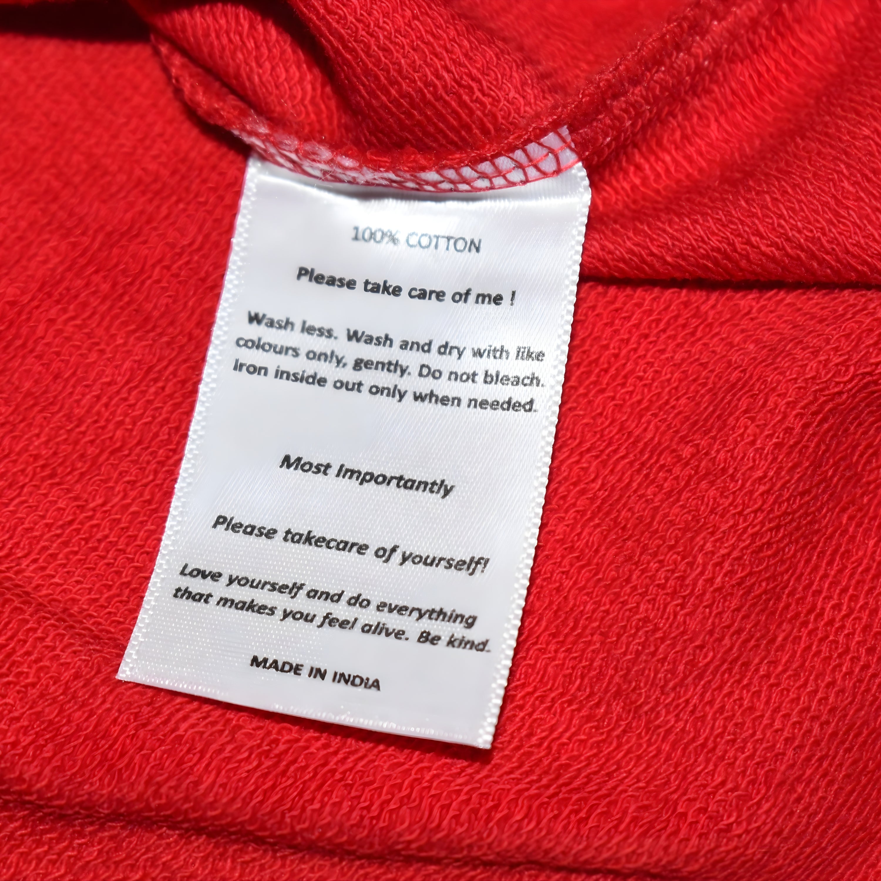 Curious Eye - Red Oversize T-shirt